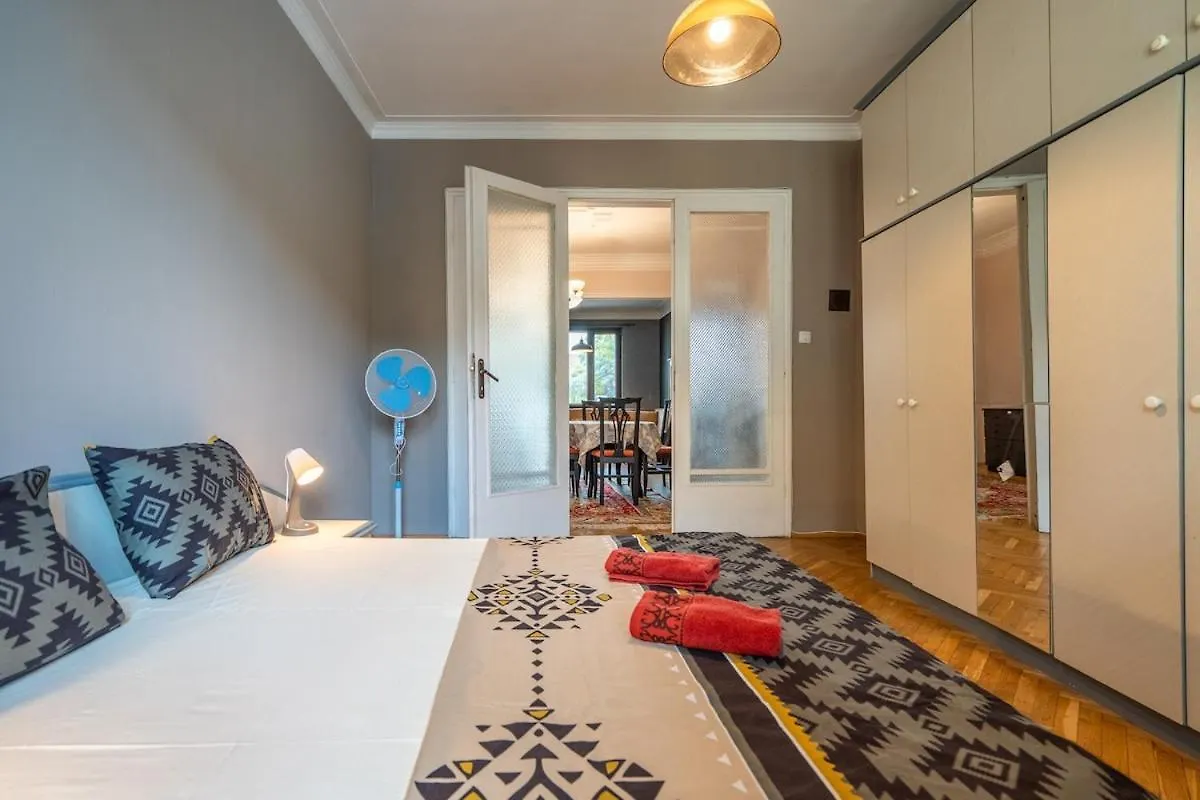 Charming 2Bdr Heart Of Main Street Διαμέρισμα Σόφια