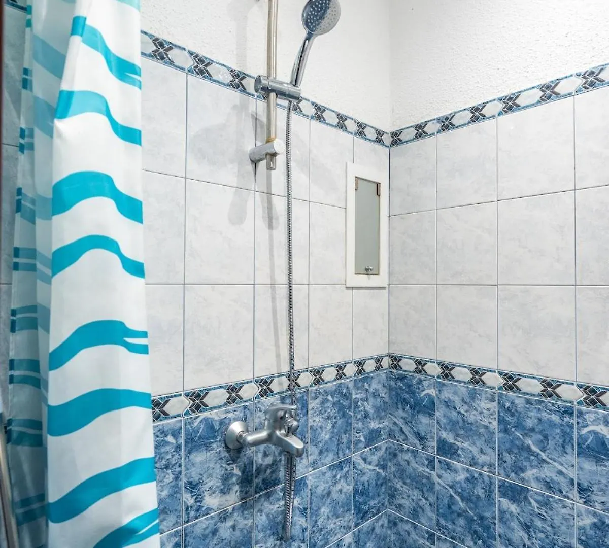 Charming 2Bdr Heart Of Main Street Διαμέρισμα Σόφια