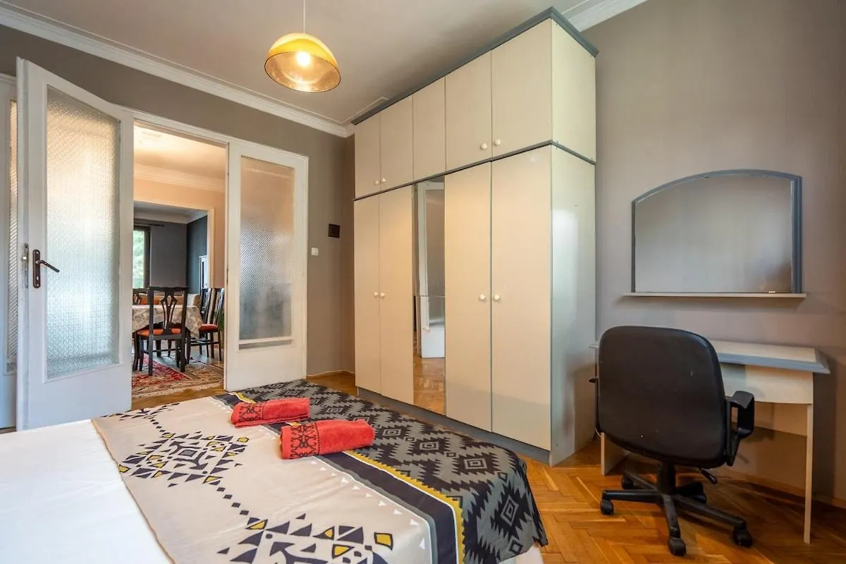 Charming 2Bdr Heart Of Main Street Διαμέρισμα Σόφια